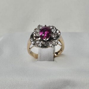 RUBY RING 28