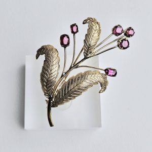 RUBY BROOCH 03