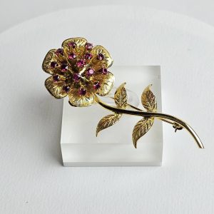 RUBY BROOCH 06