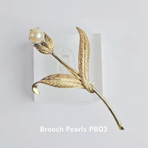 PEARL BROOCH 03