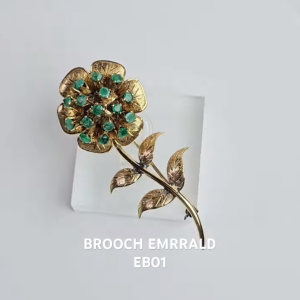 EMERALD BROOCH 01